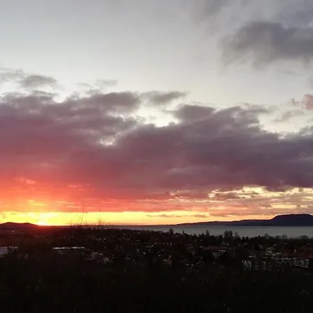 아파트 Boathouse With Sauna And Salt 발라톤엘
